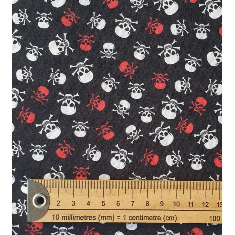 Tela de algodón estampado calaveras