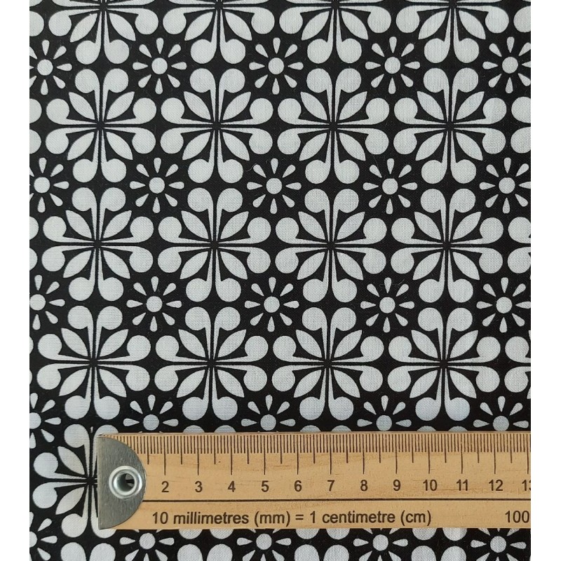 Tela de patchwork americano fantasy blanco negro